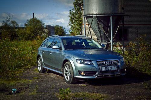 Audi A4 Allroad VS Subaru Outback: Сталкеры