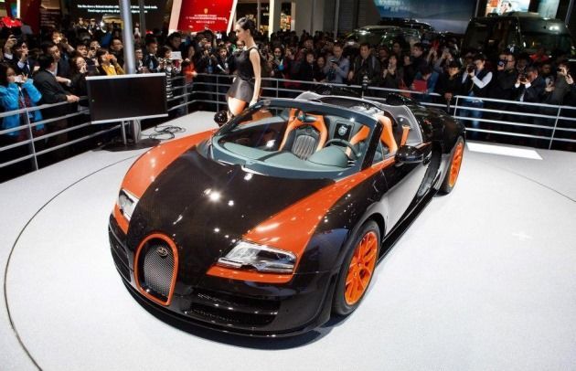 Кабриолет Bugatti удостоен звания самой быстрой модели