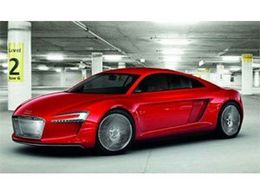 Проведен первый тест-драйв Audi e-Tron
