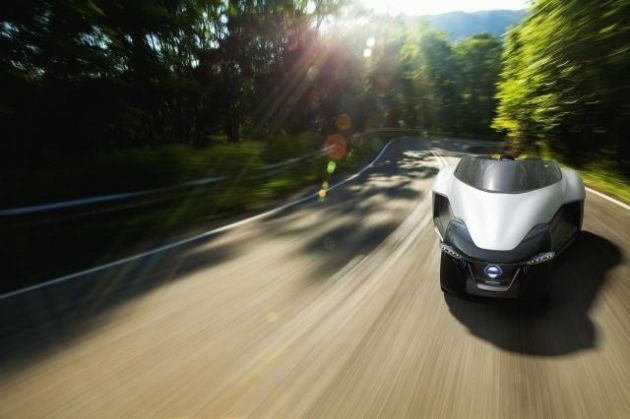 Nissan создал трехместный электрический спорткар
