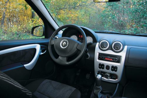 Renault Logan II vs VW Polo Sedan. Народные избранники