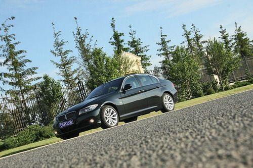 Тест-драйв BMW 330i xDrive: властелин дороги