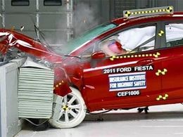 Ford Fiesta 2011 получил высшую оценку за безопасность