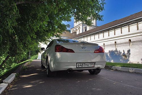 Тест-драйв Infiniti G37S: высокое напряжение