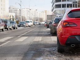 Госдума записала штрафы за парковку в обязанности мэра Москвы