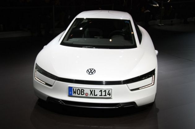 Состоялась премьера серийной версии «однолитрового» Volkswagen XL1