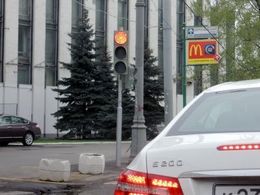 Сроки установки светофоров по просьбам москвичей сократят до 8 дней