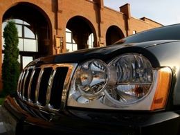 Chrysler отзывает 1,56 миллионов внедорожников Jeep