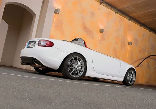 Mazda MX-5 Superlight бросает вызов общепринятым стереотипам