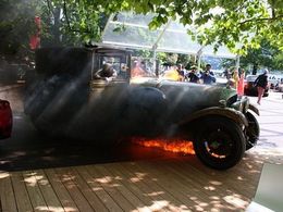 Пожар на Вилле д'Эсте уничтожил редкий Bentley