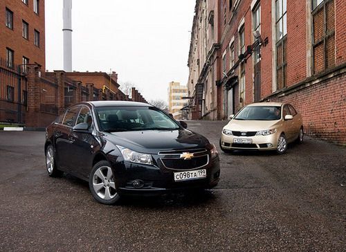 Журналисты сравнили Chevrolet Cruze и Kia Cerato