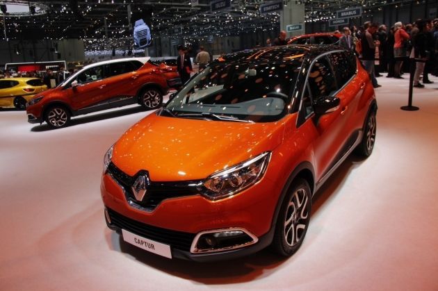 Renault показала в Женеве первый «живой» Captur