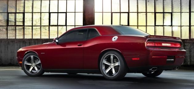 Dodge подготовил юбилейные Charger и Challenger