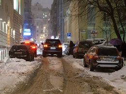 Москва отказалась от крупных штрафов за неправильную парковку во дворах
