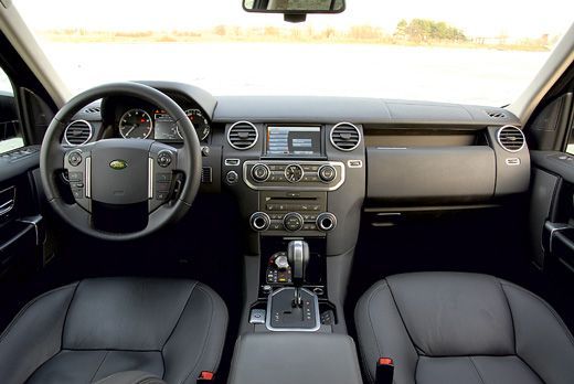 Выбор между Land Rover Discovery IV и Lexus GX460
