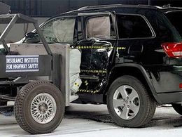 Новый Jeep Grand Cherokee получил высшую оценку в краш-тестах