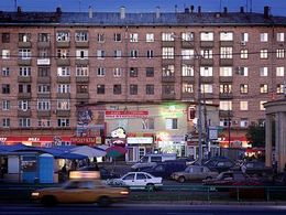 Дорожные знаки Москвы подсветят за 19 миллионов рублей