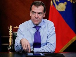 Медведев ждет экспертных мнений для отмены «сухого закона»