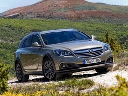 Opel рассказал о комплектациях обновленной модели Insignia