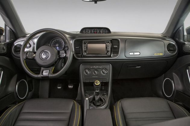Volkswagen сделал из Beetle «желто-черного гонщика»