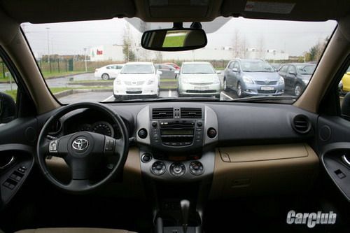 Новый Toyota RAV4 "предстал" в новом размере