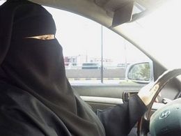 Саудовские женщины начали борьбу за право водить
